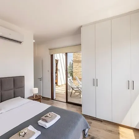 Ionion H30 Case de vacanță Ayia Napa