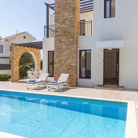 Ionion H30 بيت للعطل *