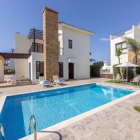 Ionion H30 Semesterbostad *