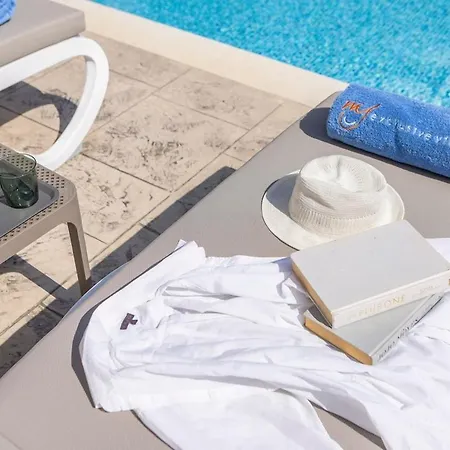 Case de vacanță Ionion H30 *